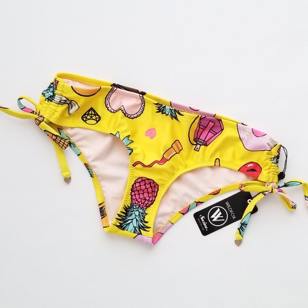NEW Wildfox Pineapple Hawaiian Emojis Y2K Slinky Bikini Bottom
